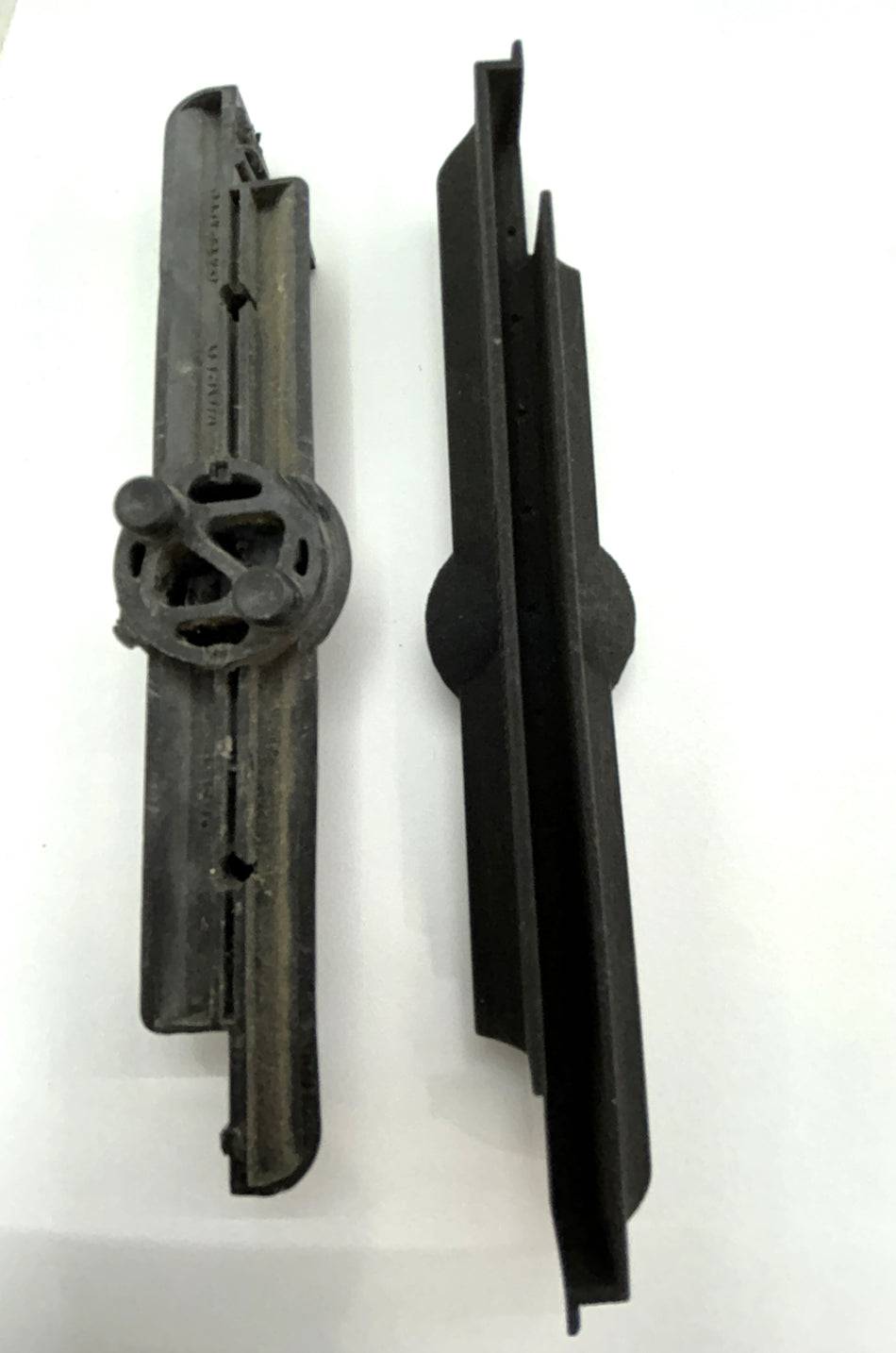 Louvre Clips - suits Interlock Palmair louvres - 152mm - 3D SLS printed