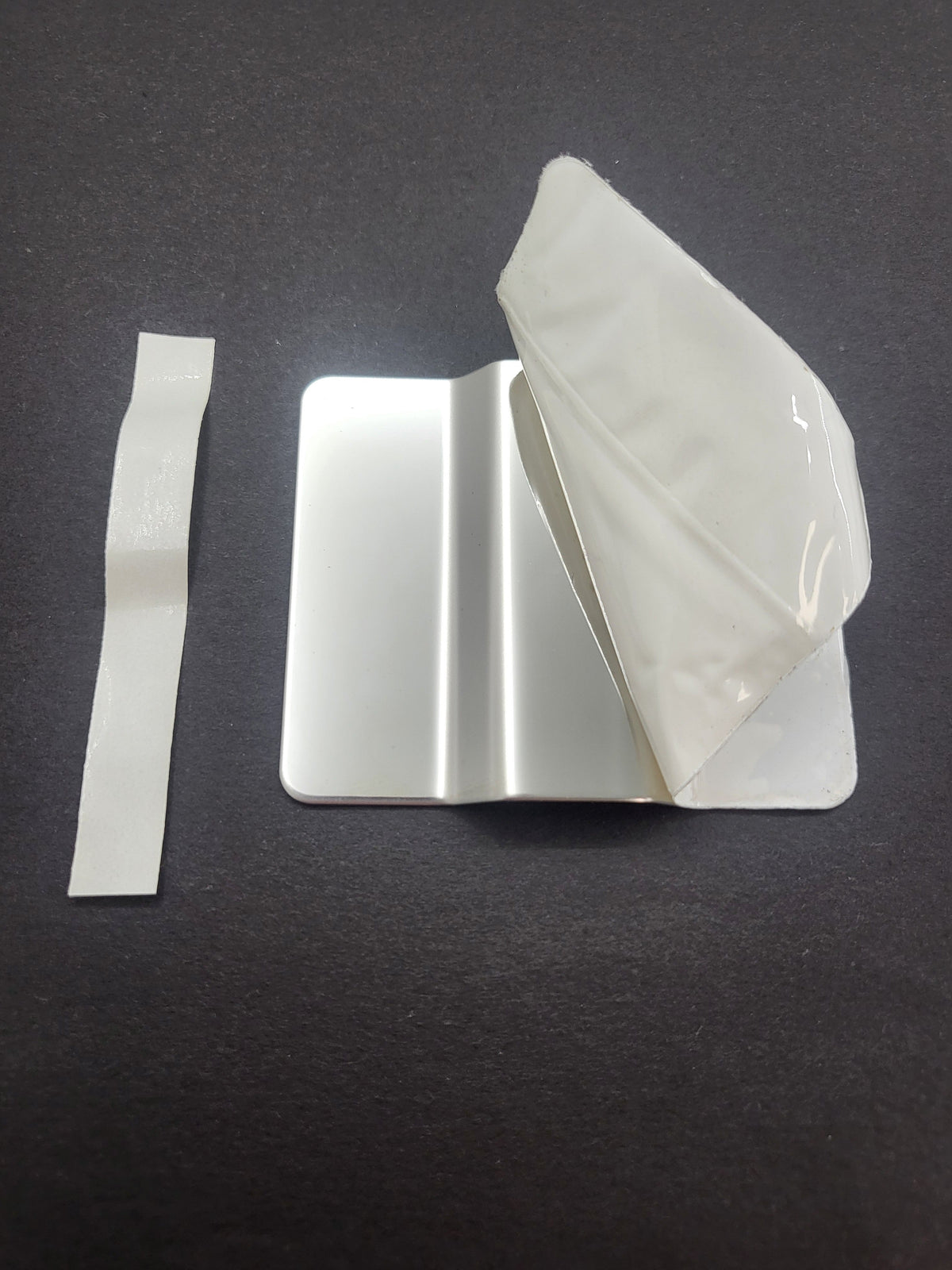 Handle - Suits Capral sliding robe doors - Mirror robe handle