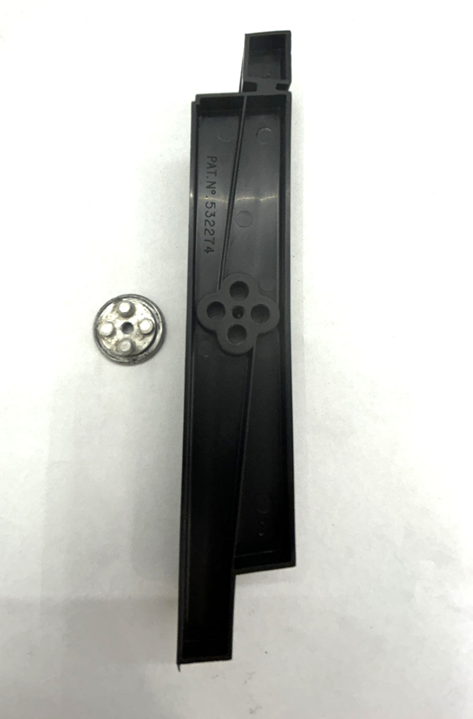 Old Breezway louvre backing connector - disc - sold singly