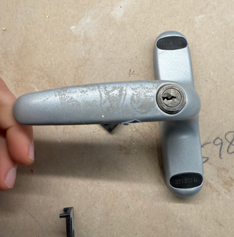 Awning handle - Multipoint lock by Kinlong