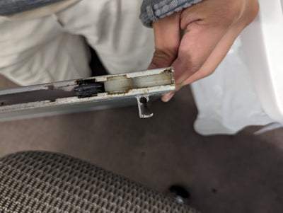 Trimview - Window Cnr Stake Roller Carriage/Roller- Sold singly