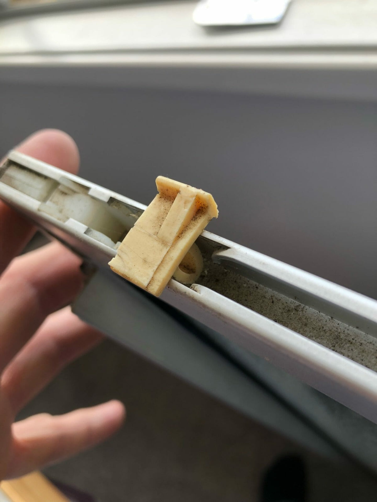 Guide - suits Trimview Windows - Head Guide Block - Sold singly