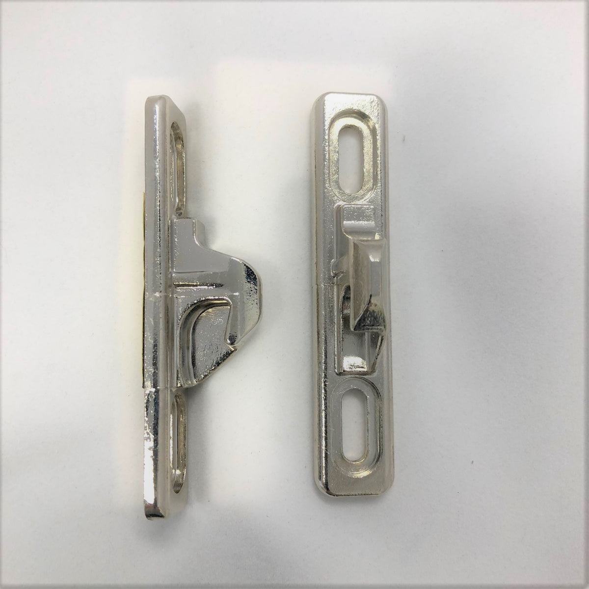 Bradnams Airlie sliding door lock