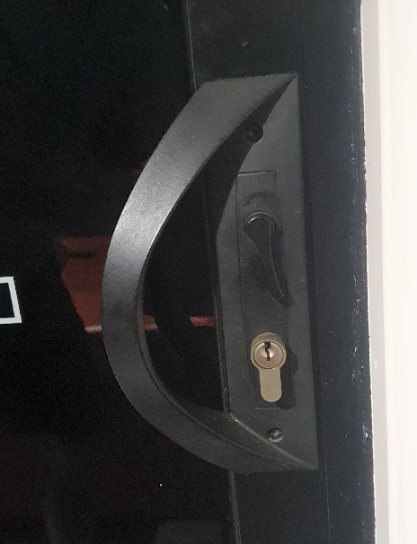 Bradnams Airlie sliding door lock- Sold in components