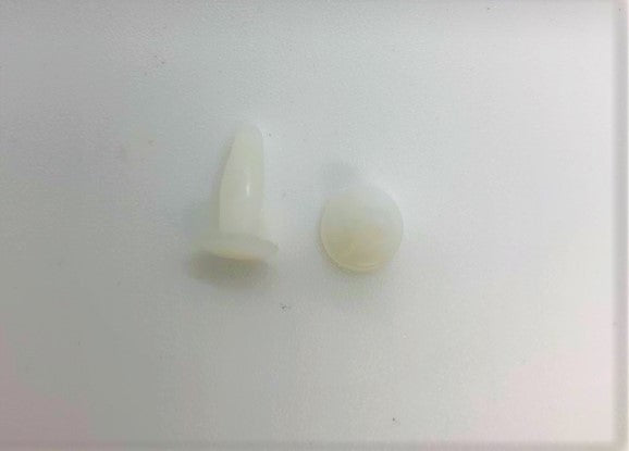 Canoe buttons / W clips / W buttons - stops rattling security and insect screens