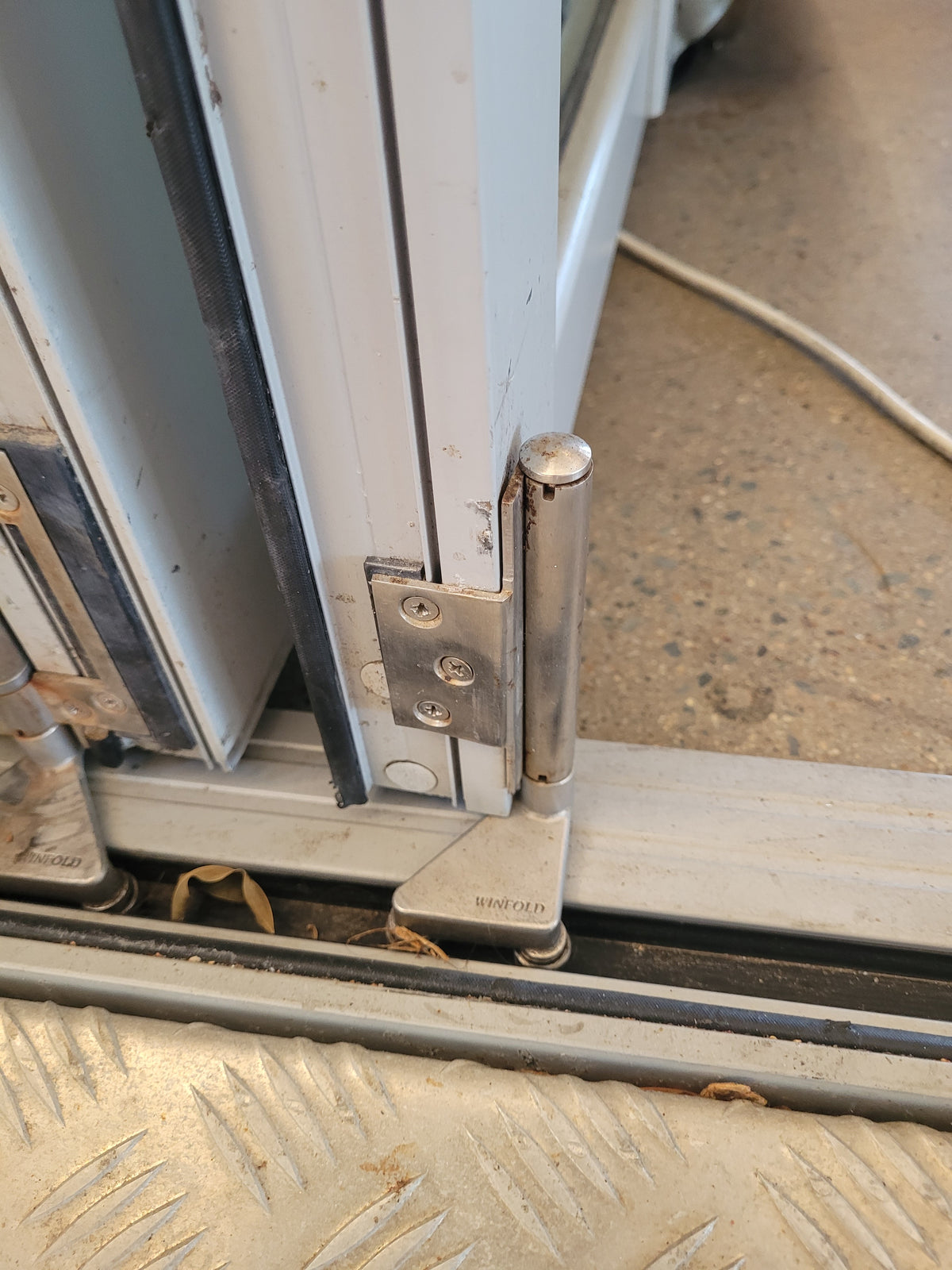 Winfold bifold hardware - SPECIAL ORDER IN