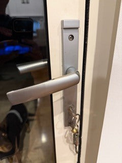 HINGE to suits FHS Trend hinged doors - sold singly