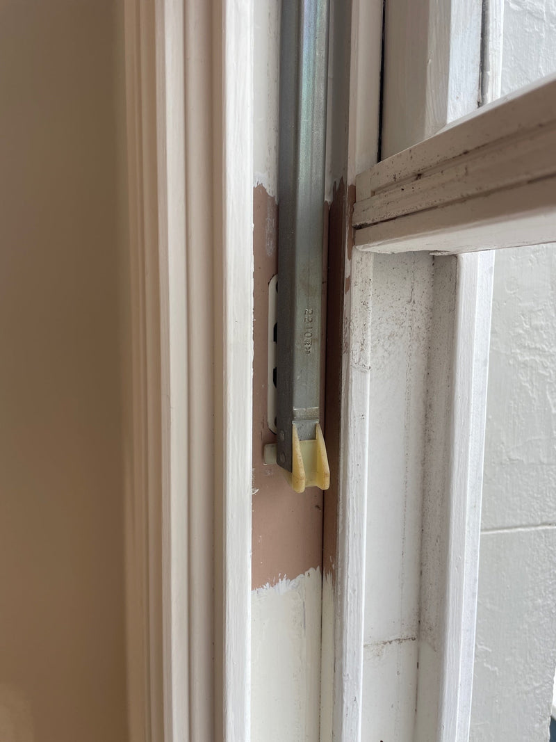 sash spring retainer clip
