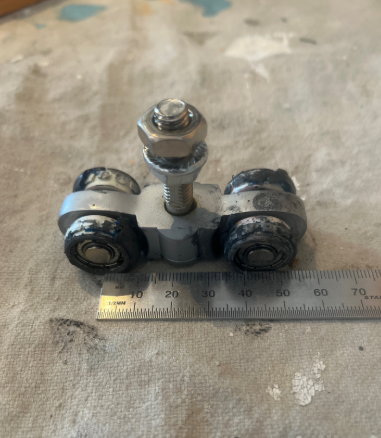 Cavity roller replacement and axle kit  - suits obsolete Hume series