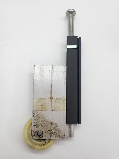 Wardrobe bracket for Monarch robe - rounded bracket