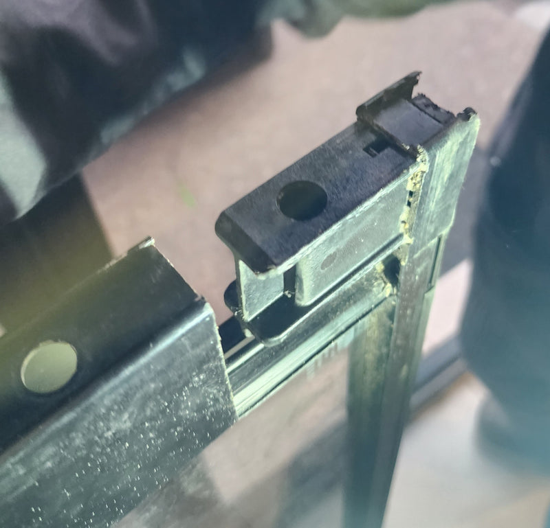 Bradnams Airlie Sliding door 80 & 140 series - head