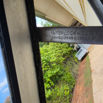 Stays - replacing the old "INTERLOCK PIOIO - SPECIAL ORDER IN