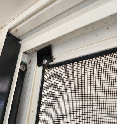 Flyscreen retaining clip - suits Wunderlich W3 windows