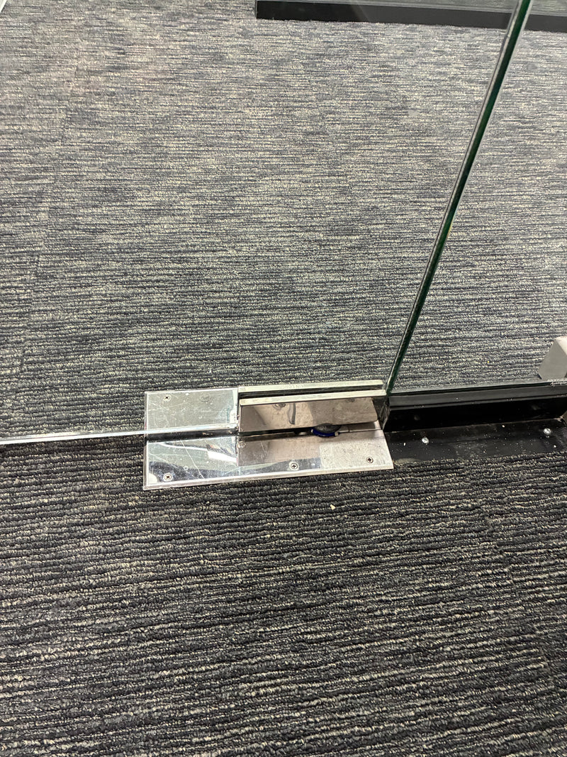Floor box by Kinlong HD101 concealed closer