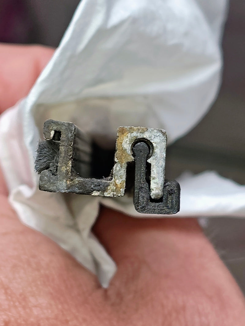Window head guide suits Boral KM Cyclone series - Sold singly