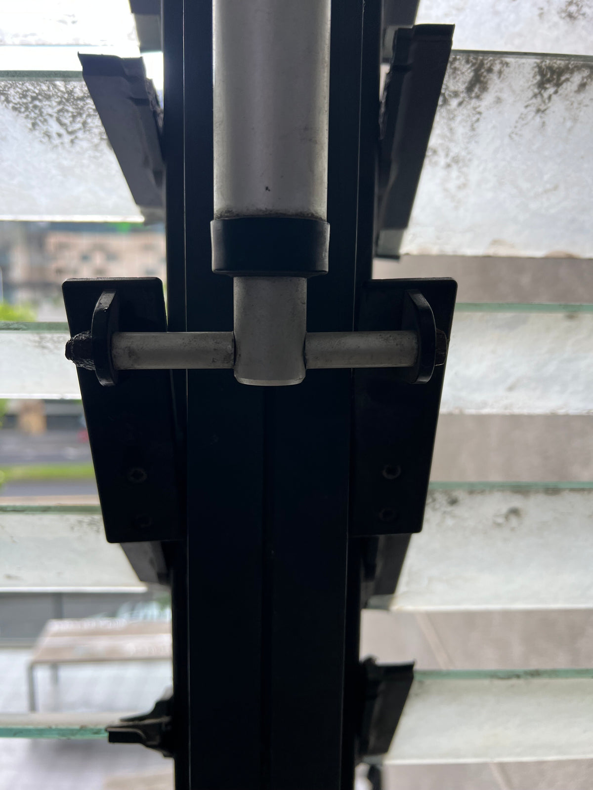 Diamond louvre connector for automated operator - sold singly