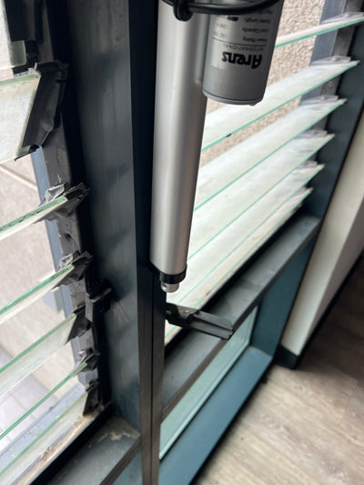 Diamond louvre connector for automated operator - sold singly