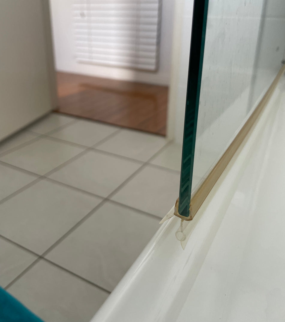 SWEEP to suit shower and bath set-ups