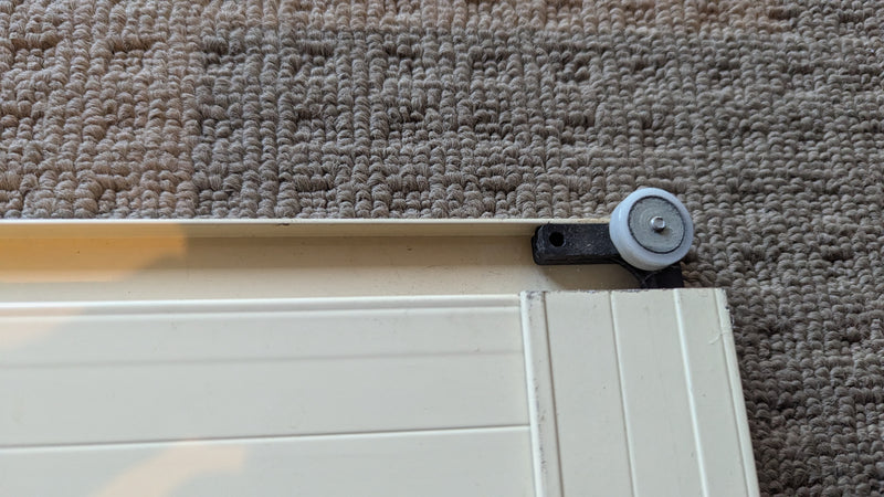 Guides, Hanger to suit old Trend Quantum sliding screens
