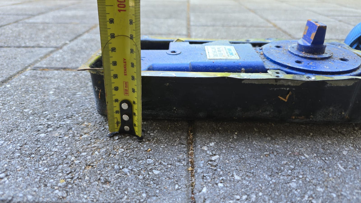 Floor box by Kinlong HD101 concealed closer