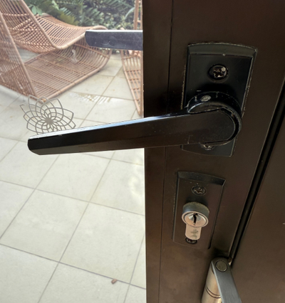 Interlock - Aria Bifold Handle ONLY - black