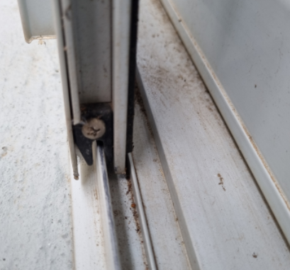 Guide Block - suits sliding Screen Doors - Cowdroy - sold as SET