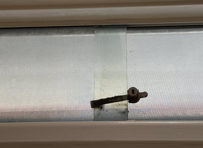 Crocodile lock - for MKII sashless windows and sliding showcase doors