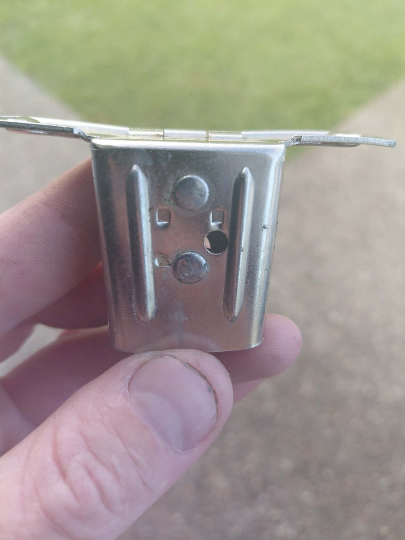 Hettich MultiTech system screw on draw front connector