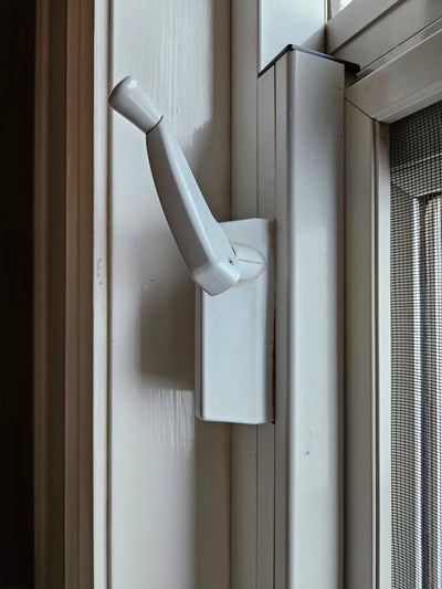 SPECIAL ORDER Truth Dyad cover and handle - white