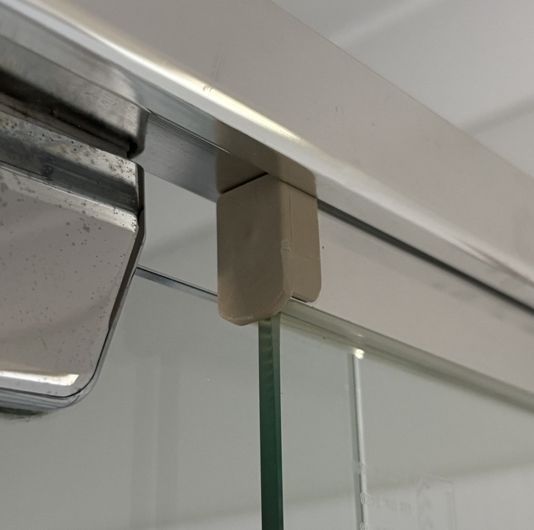 Pivot Kit, brackets and corners - suits Mirage Vogue Series Screens