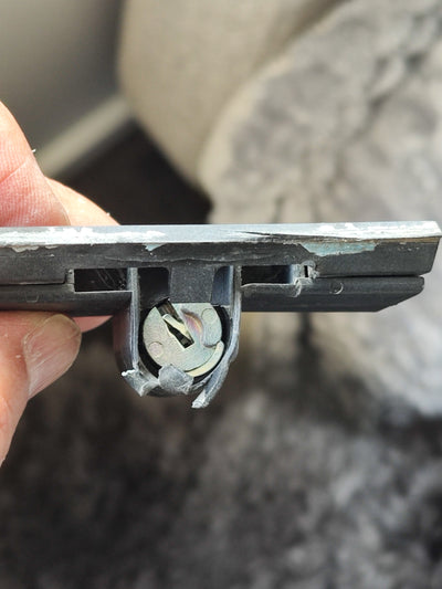 Key barrel ONLY suits sliding window handles