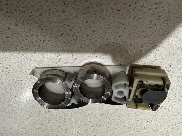 OMEGA spring support block (carrier)