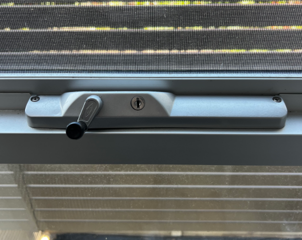 Awning Chain Winder - Pacific - key locking