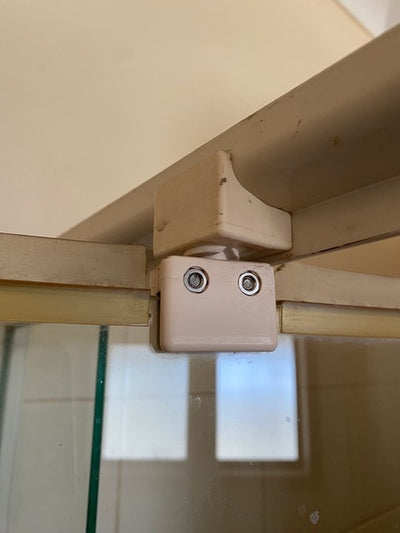 Pivot shower kit - suits Clearlite Showers