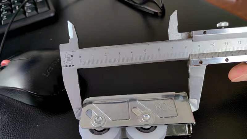 Sliding door roller - Sold singly - imported hardware