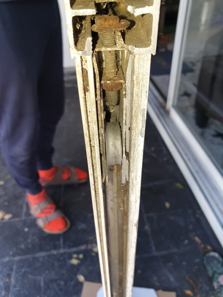 Door roller - suits Naco, Trend doors - 18mm Flares - Sold singly