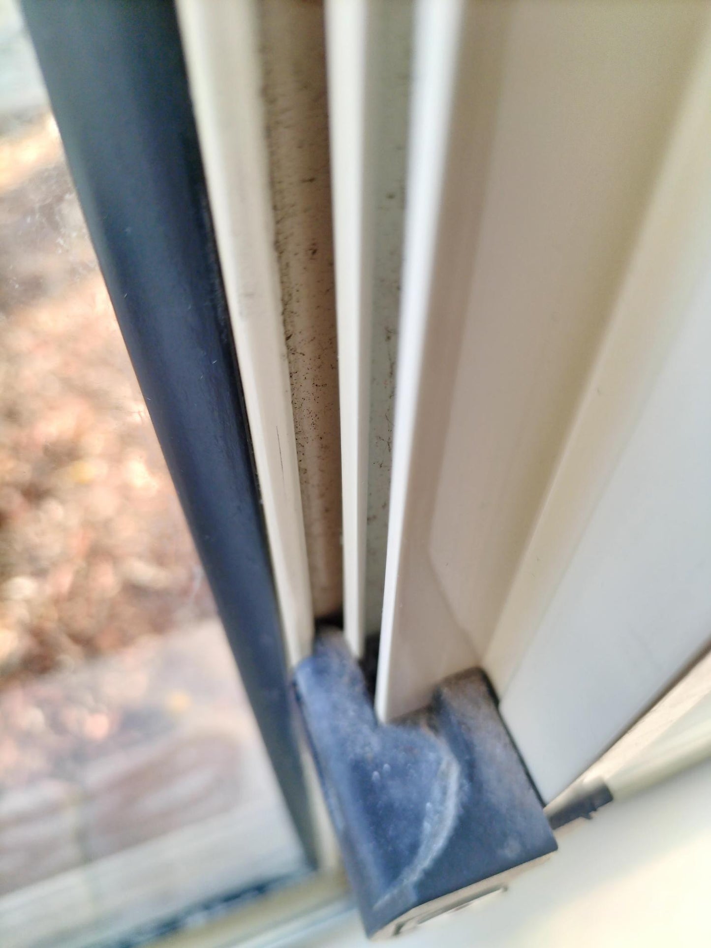Sliding window handles - suits JG Windows - replaces 6200 - key locking