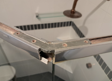 Stegbar shower splayed bracket - suits Grange 500 - OBSOLETE