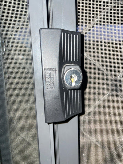 Sliding window handle - Trend, Capral, Vincent windows - keyed