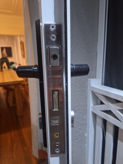 Furniture only - Lockwood Palladium  Aria set #27 lever set