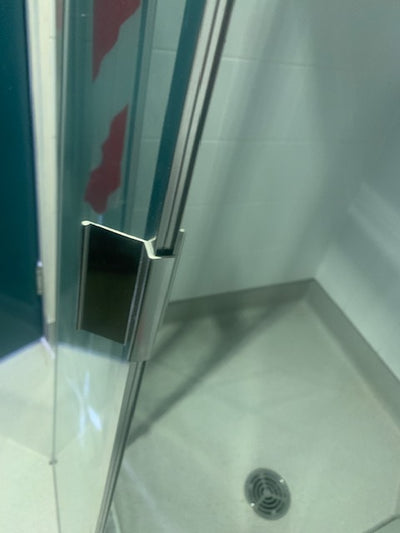 Shower guide/hooks set to suit E/G Lead doors -LH & RH - Sold as set