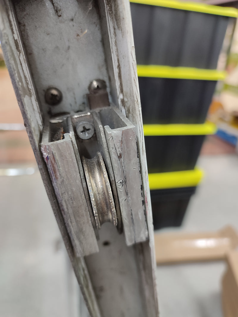 COMMERCIAL Heavy Duty Sliding Door Roller + Cowdroy Housing
